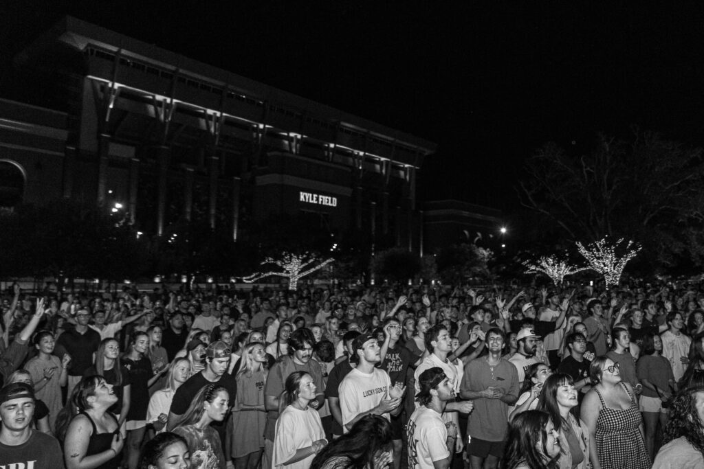 mbl tamu gathering final main 36 Thousands of college students worshipping God